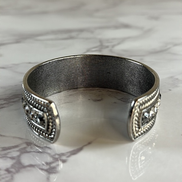 - Silver & Brilliants Bracelet - Picture 5 of 8